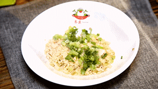 9.9元=100元?!美蛙+鱼头量足又划算,带你原地不动吃遍四川爽辣!_网易订阅 9.9元=100元?!美蛙+鱼头量足又划算,带你原地不动吃遍四川爽辣!_网易订阅