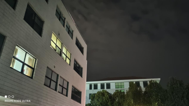 双十一最具性价比机型,RedmiK30S至尊纪念版上手体验|144Hz|LCD屏幕|Redmi_新浪新闻 双十一最具性价比机型,RedmiK30S至尊纪念版上手体验|144Hz|LCD屏幕|Redmi_新浪新闻