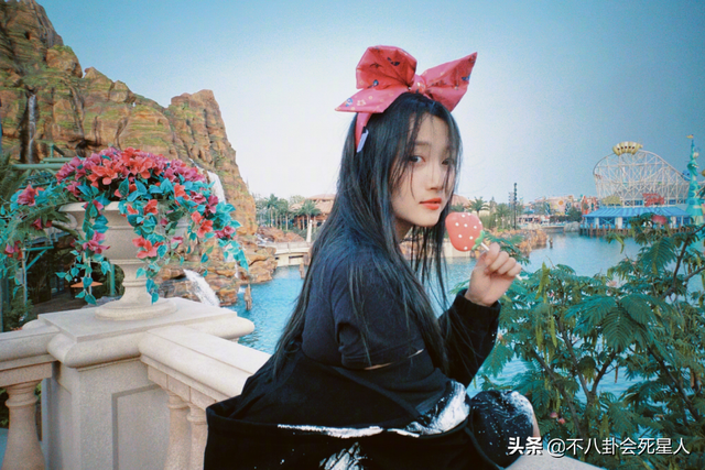 古装女星施法姿势，关晓彤是“五毛钱特效”，杨幂被赞演技爆棚！_腾讯新闻